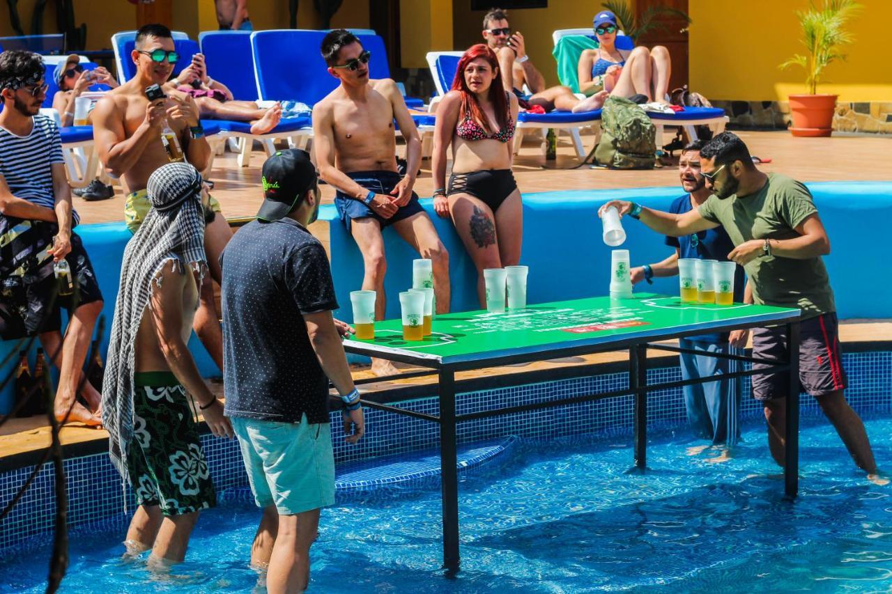 Wild Rover Huacachina Ica Exterior foto
